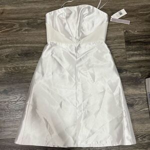 Phoebe White Sz 4 strapless polyester Cocktail Dress